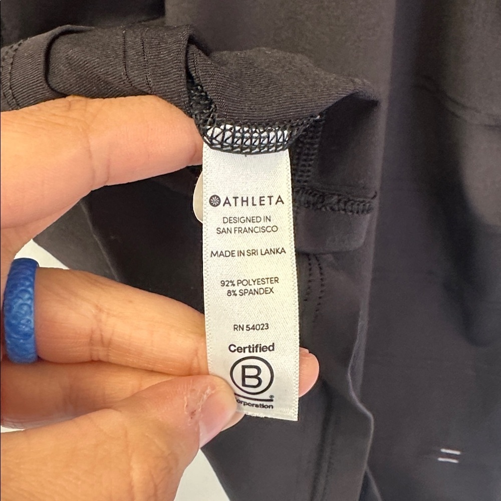 Athleta Razor Back Athletic Tank Top - Picture 4 of 4